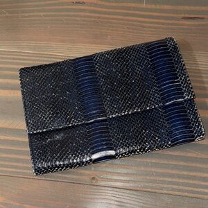 Elegant Blue Snakeskin Clutch
